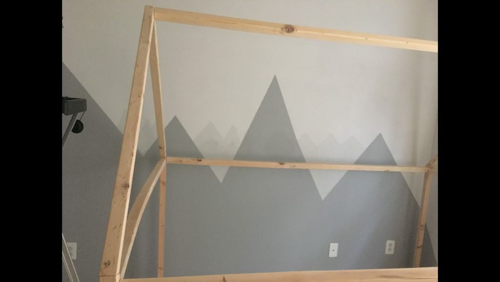 DIY Mountain Nursery with Wall Mural 3 DIY mountain themed nursery with mountain wall mural