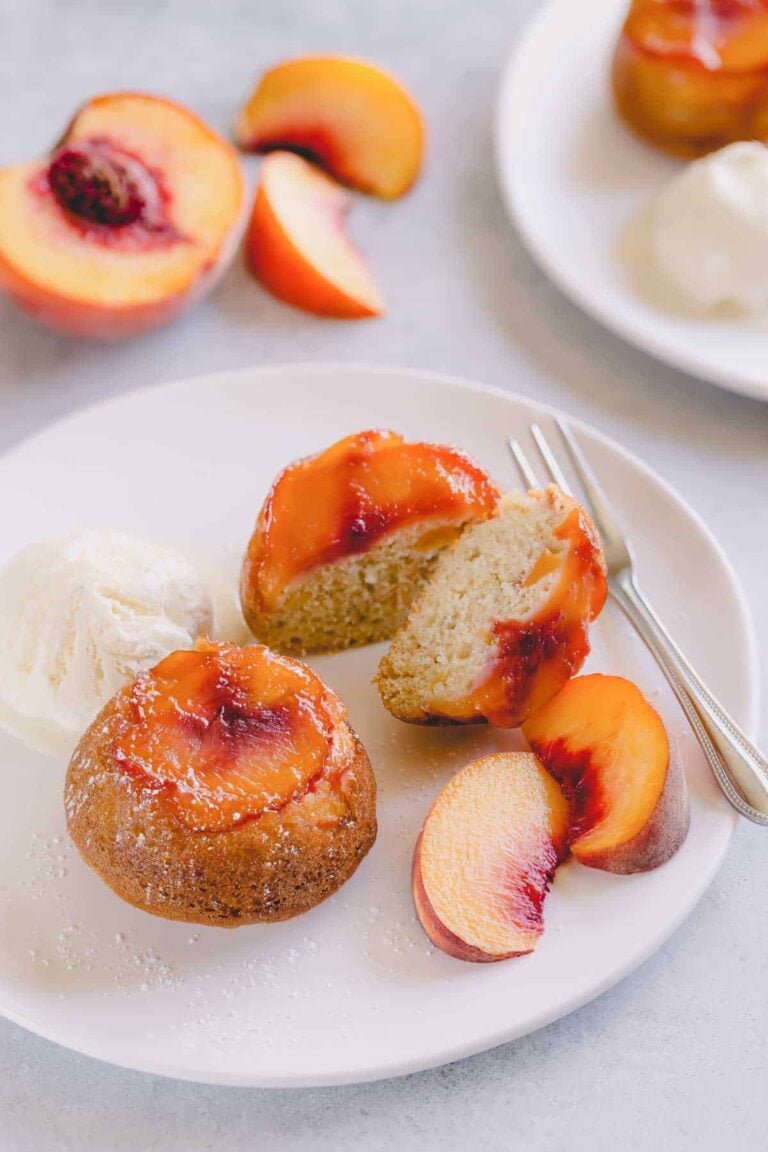 peach upside down mini cakes