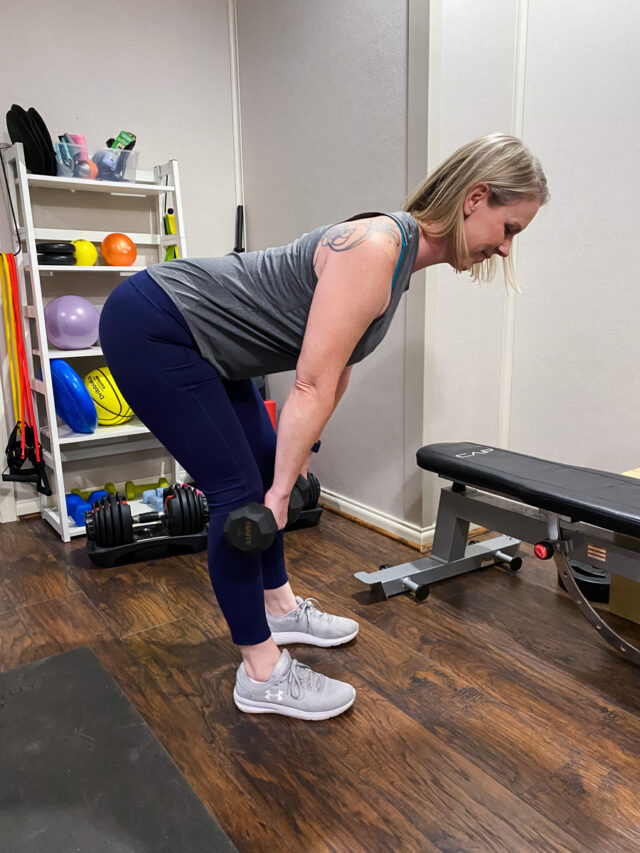 How To Do a Romanian Deadlift